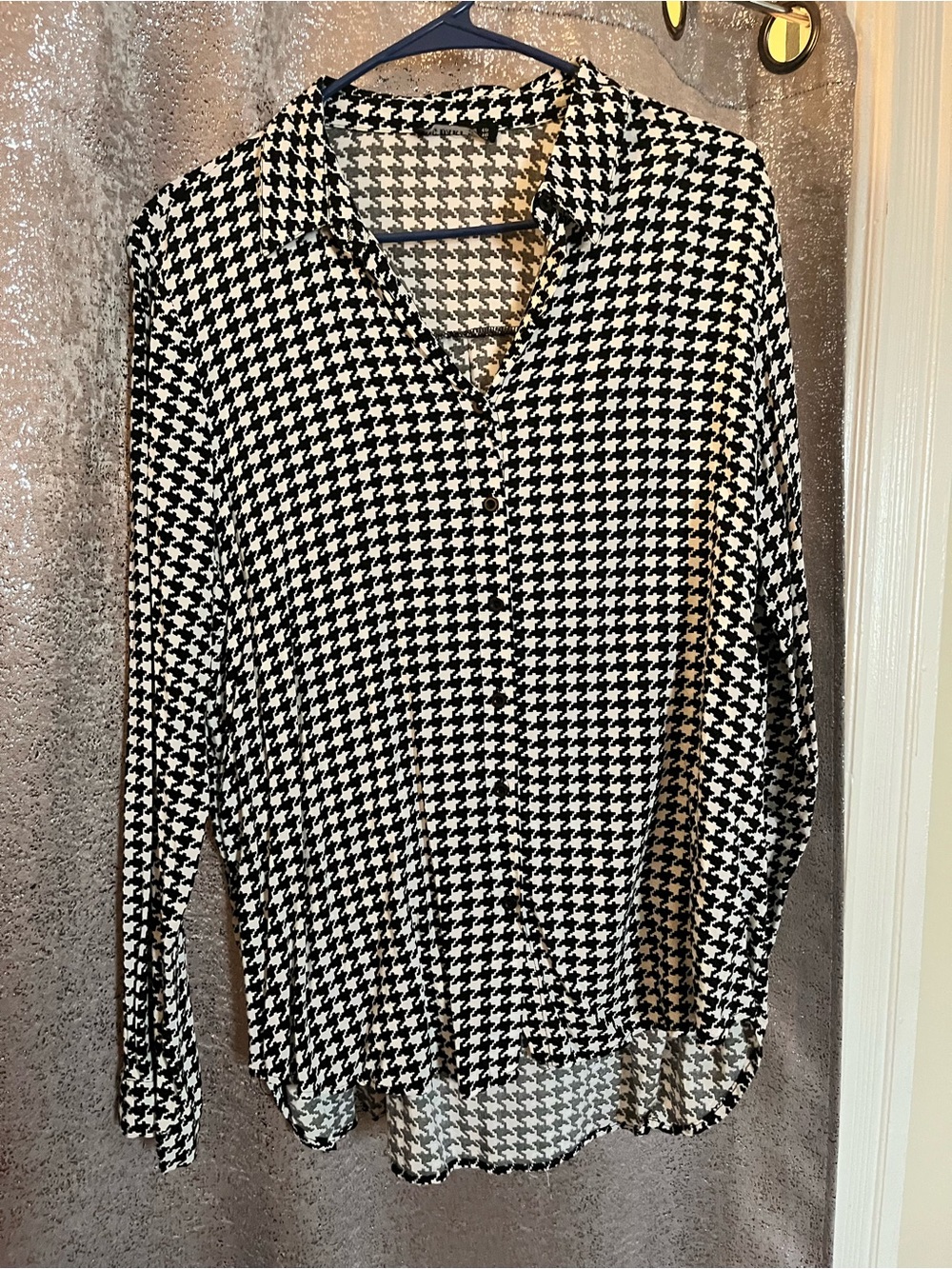Black and White Houndstooth Button-Down Women's Top